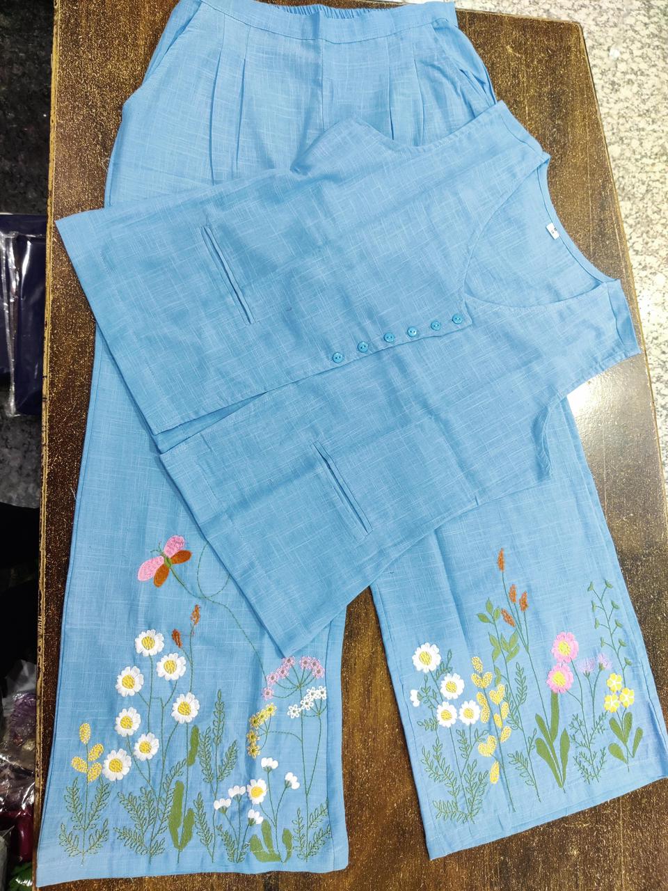 WOMEN STYLISH DRESS UNDER  999