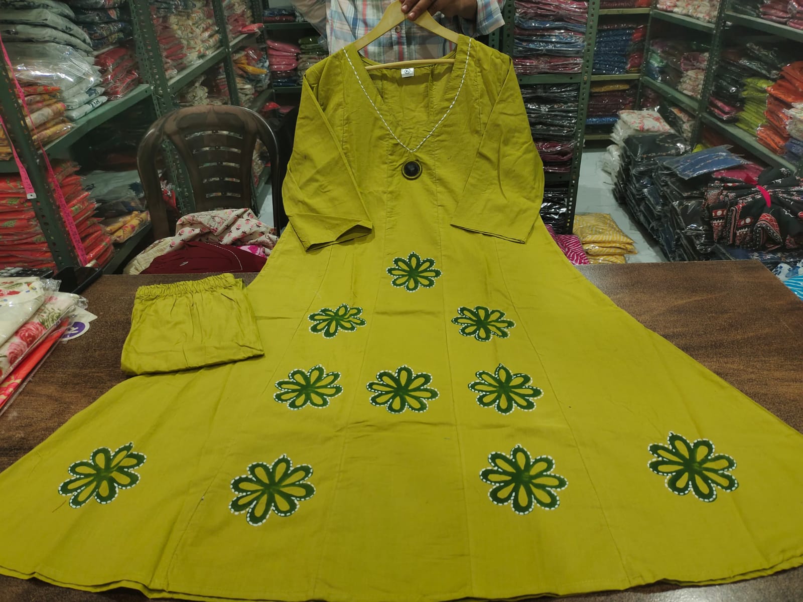 Premium Rich Heavy Cotton Block Printed Suit