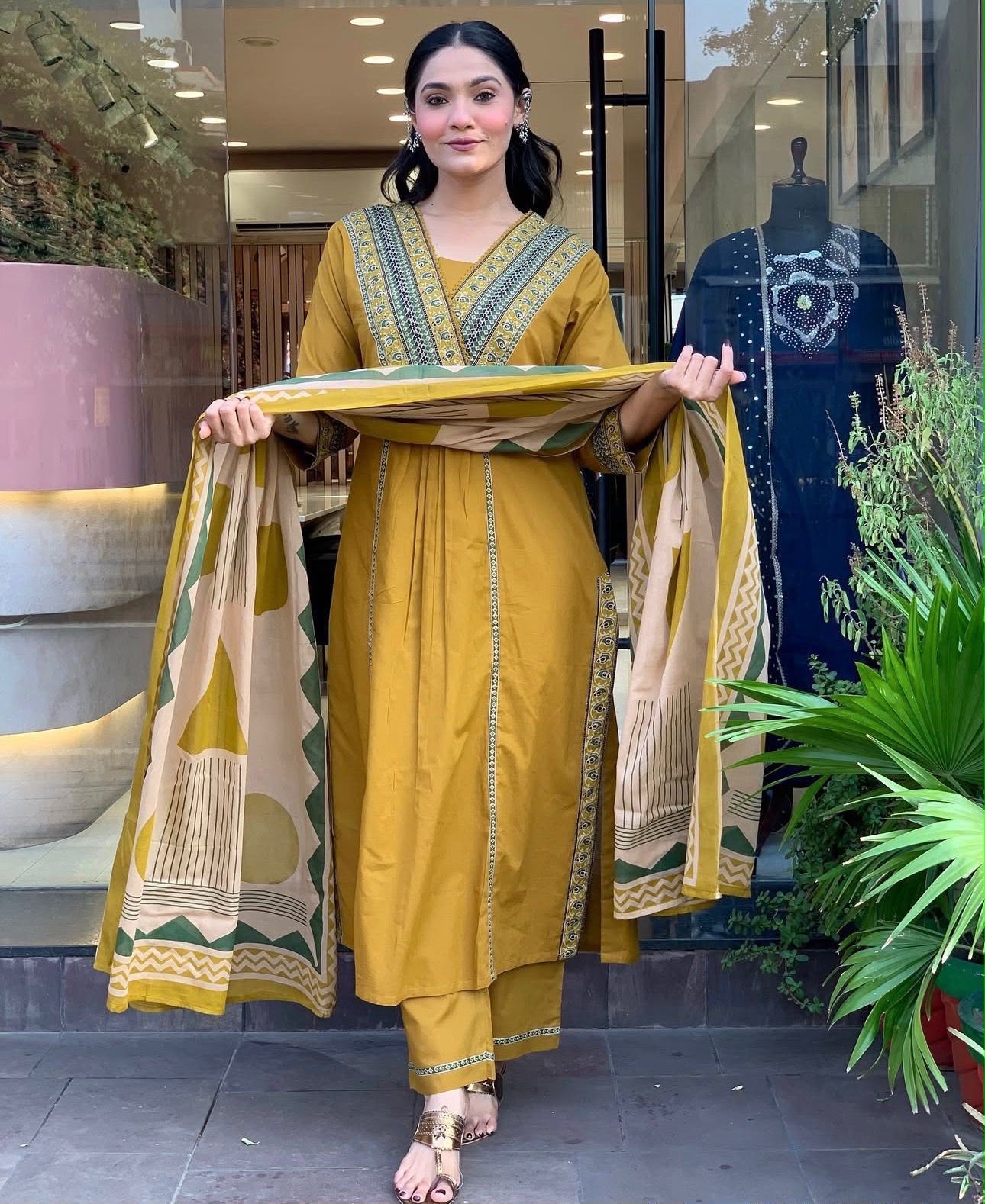 ELEGANT COTTON KURTI SET
