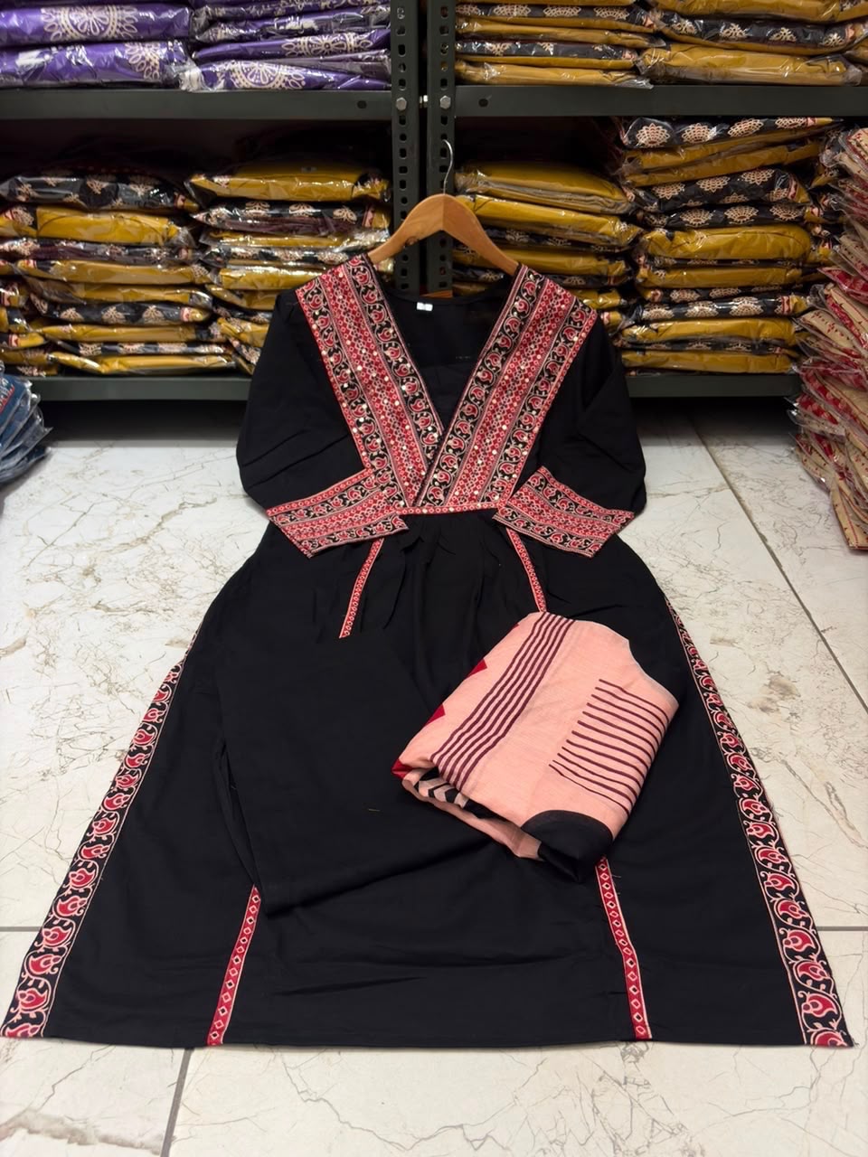 ELEGANT COTTON KURTI SET
