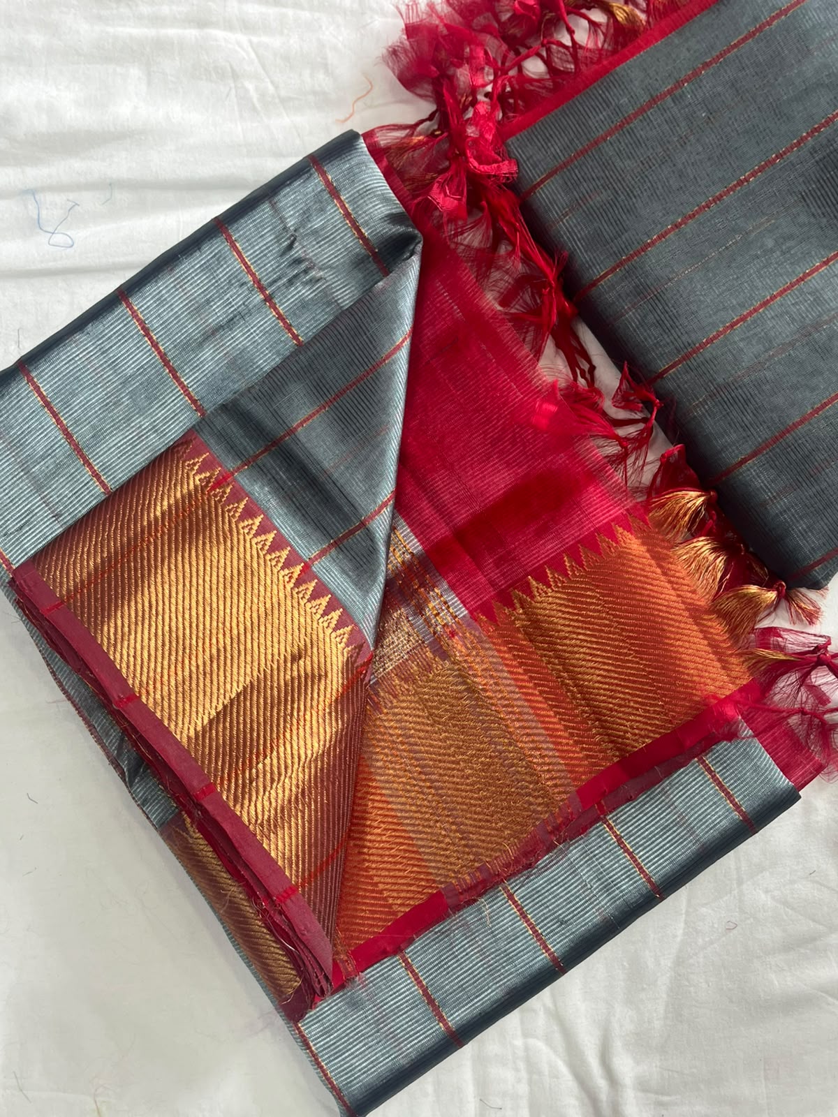 PURE MANGALGIRI SILK SAREES WITH MATCHING BLOUSE