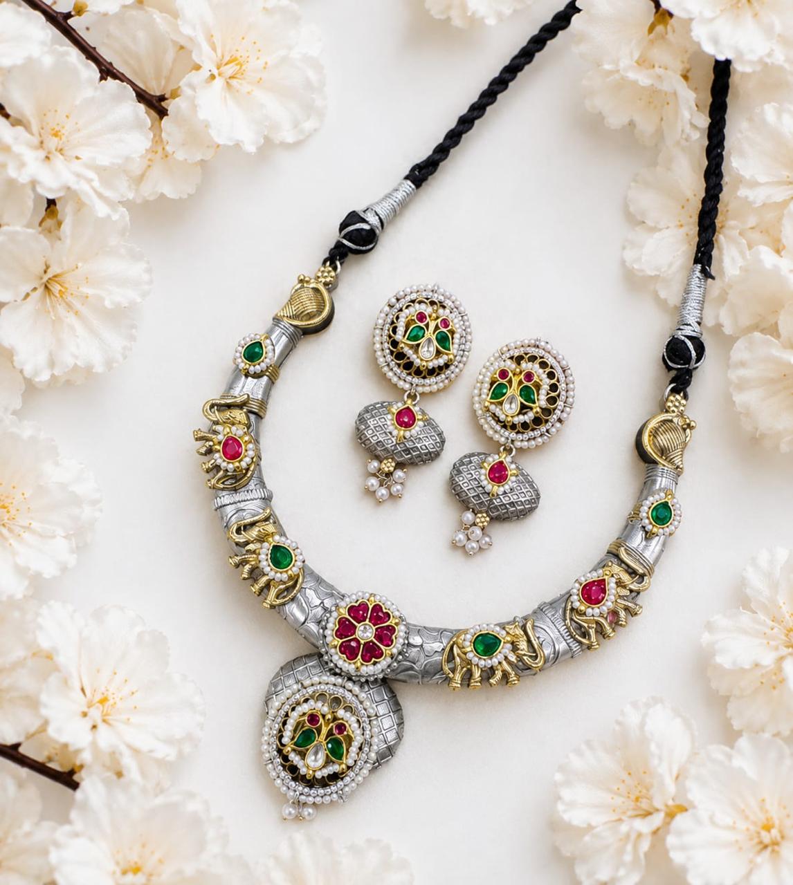 Dual-Tone Elephant Hasli Necklace Set
